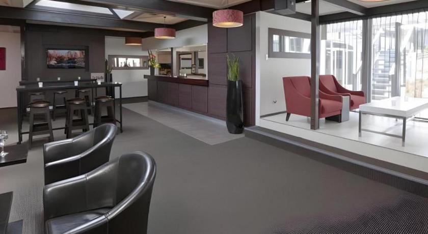 The Riccarton Hotel